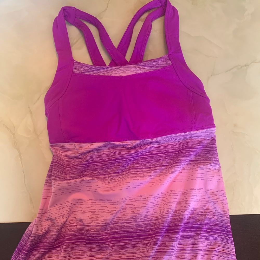 NWT Athleta Stride Crunch and Punch Tank